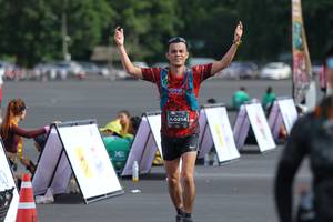 BIB: 0214
                            <button type="button" onclick="openModal(5247261)" class="btn btn-primary btn-sm float-right btn-popup" data-toggle="modal" data-target=".modal-high-quality">
                        <i class="fas fa-shopping-cart"></i> Add to Cart
                    </button>
                                            <button type="button" onclick="isThisMe(5247261, true)" class="btn btn-success btn-sm float-right btn-popup btn-isme hidden" data-toggle="tooltip" data-placement="bottom" title="นี่คือรูปของคุณใช่ไหม คลิกที่นี่เพื่อเอาเข้าอัลบั้ม">
                        <i class="fas fa-plus"></i> Add to album
                    </button>
                    <button type="button" onclick="isThisMe(5247261, false)" class="btn btn-warning btn-sm float-right btn-popup btn-isnotme hidden">
                        <i class="fas fa-ban"></i> Remove from album
                    </button>